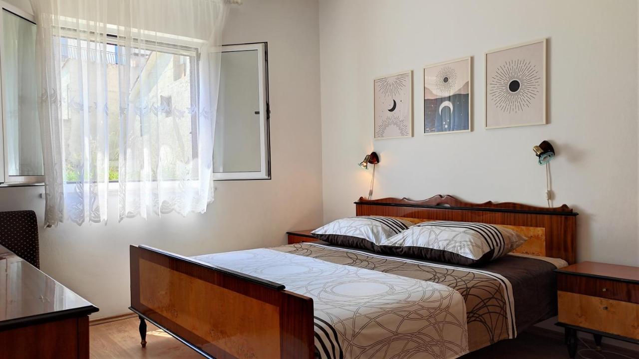 Apartments Ljilja Sea View Slatine Exterior foto