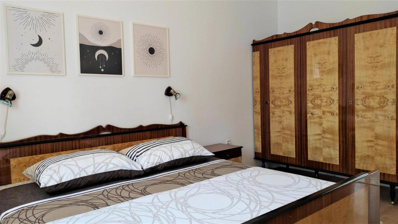 Apartments Ljilja Sea View Slatine Exterior foto