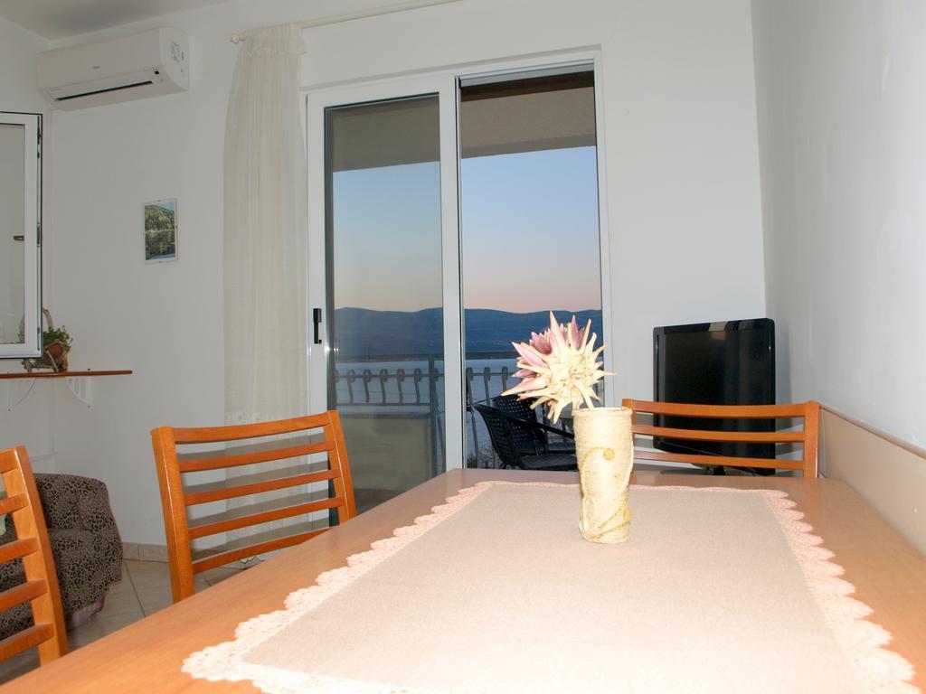 Apartments Ljilja Sea View Slatine Exterior foto