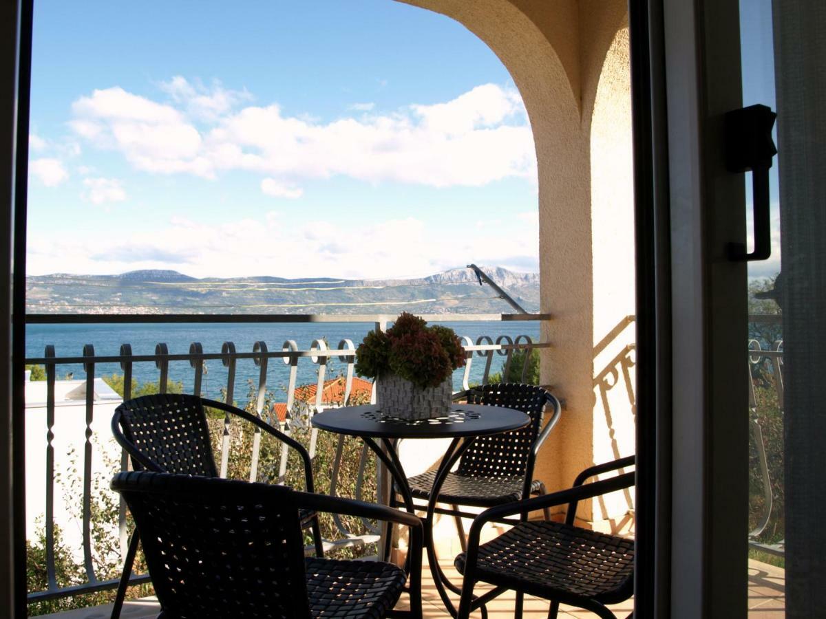 Apartments Ljilja Sea View Slatine Exterior foto